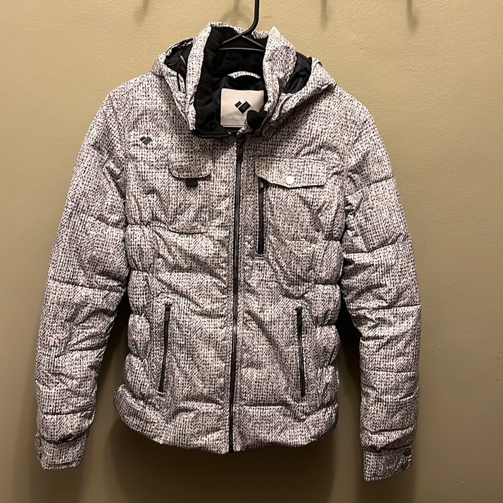 Obermeyer women’s ski jacket. Fresh and ready for this ski season